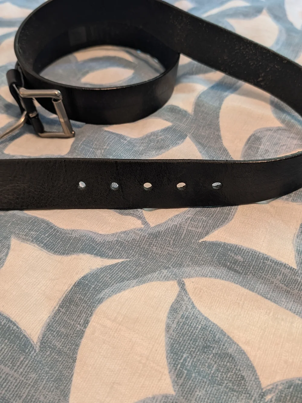 Classic Gap Black Leather Men's Belt